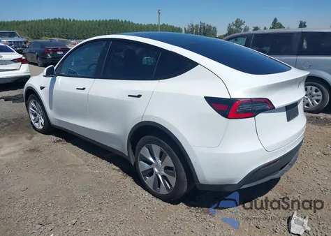 2021 Tesla Model Y Long Range Dual Motor All-Wheel Drive from USA, damaged, VIN 5YJYGDEE6MF063038